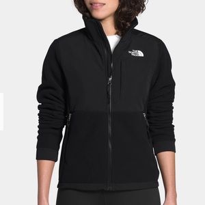 The North Face - Black Zip Up Polartec Fleece